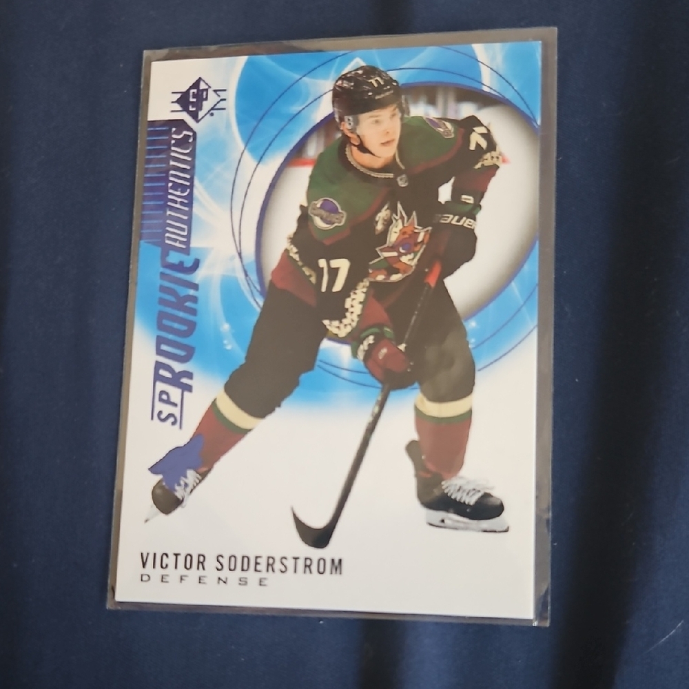 2020-21 SP Retail - SP Rookie Authentics Victor Soderstrom #109 Blue (RC)
